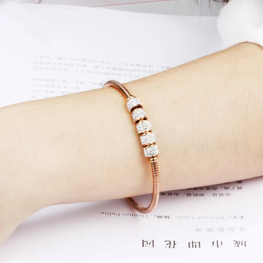 Fashion Woman Bracelet and Bangles With Magnetic Clasp